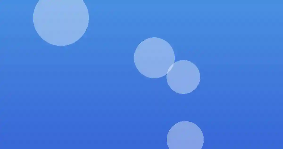 종로 거리 풍경과 활기찬 식당 입구