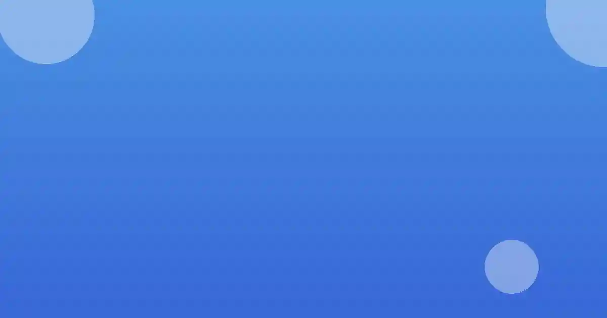 따뜻한 얼큰멸치국수를 즐기는 사람의 손